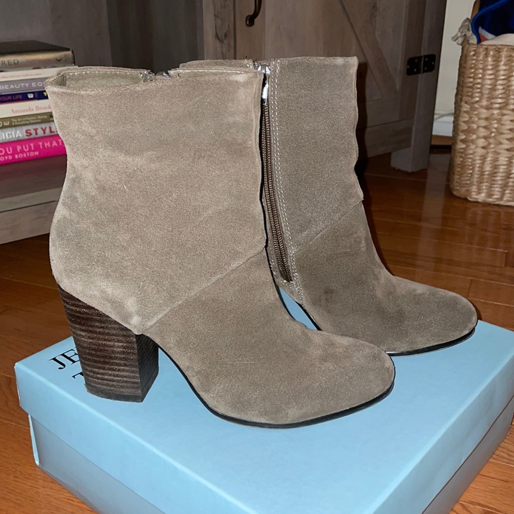 Grey suede ankle boots size 8